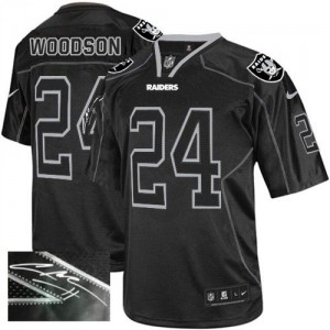 Hommes Nike Las Vegas Raiders # 24 Noir Lights Out de Charles Woodson Élite dédicacé NFL Maillot Magasin